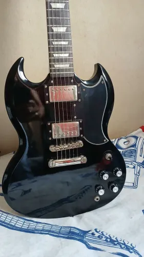 GUITARRA SG PRO EPIPHONE - VERSÃO EXTRA