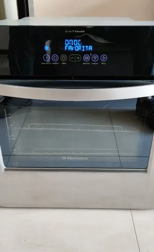 Forno Elétrico Electrolux em Inox Espelhado