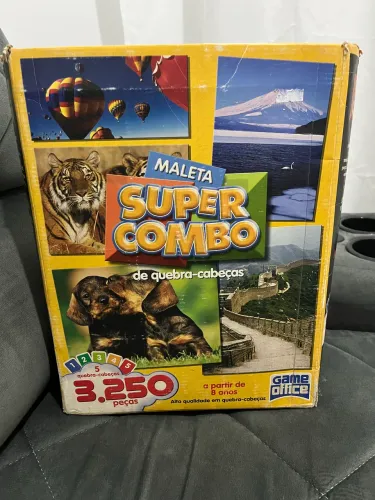 Maleta SuperCombo de quebra-cabeça com 3.250 peças