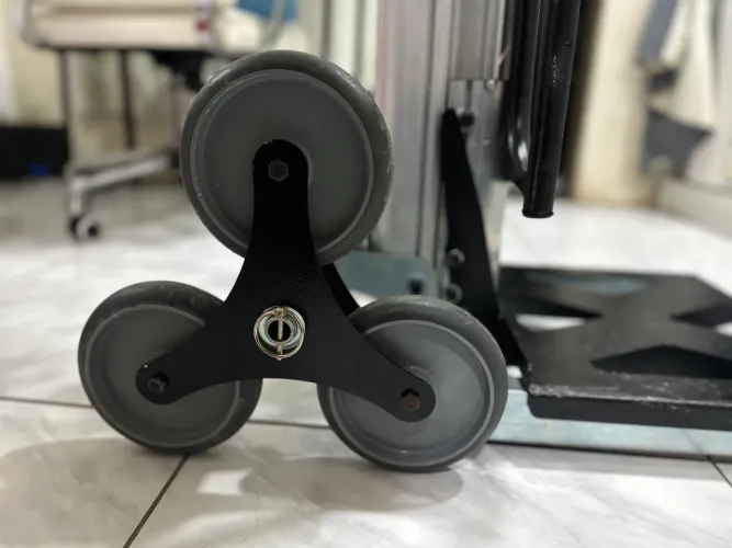Carrinho Transportador Com Rodas Elevação De Carga Up Cargo
