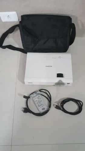 Projetor Sony vpl- dw126  comprei e não usei 