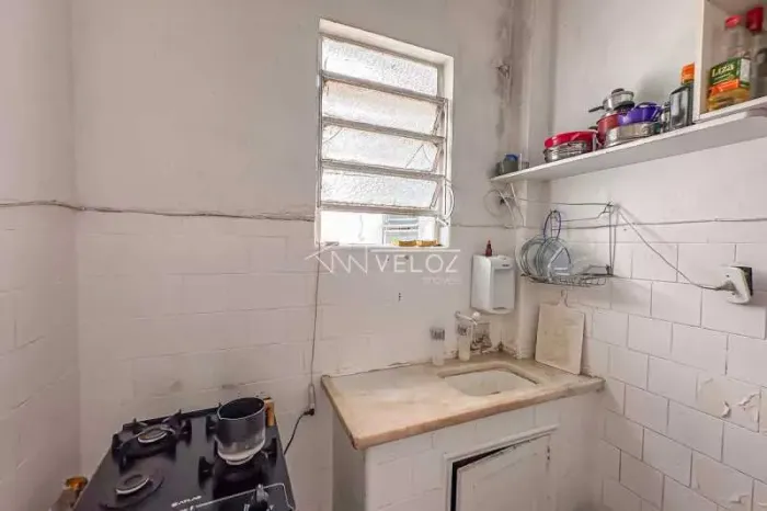 Apartamento : / Residencial / Laranjeiras