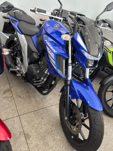 YAMAHA YS 250 fazer 2023