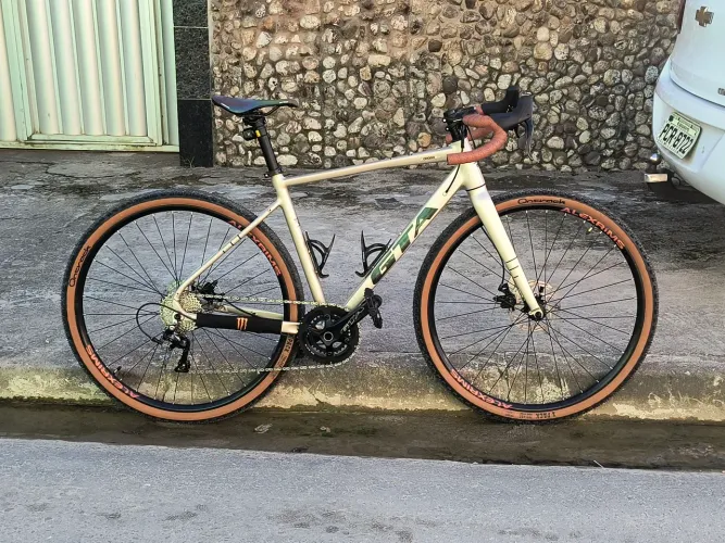 BIKE GRAVEL 