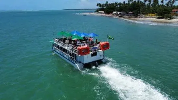 Vendo Catamarã