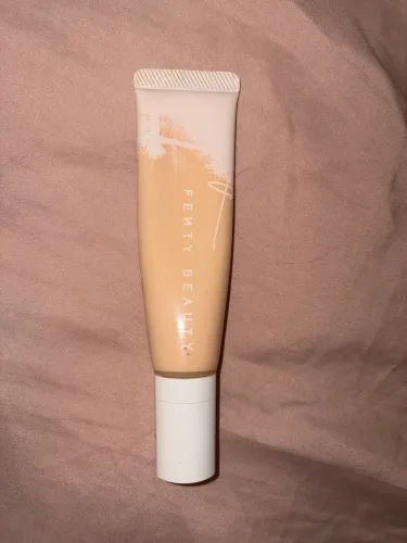 Base Fenty Beauty 