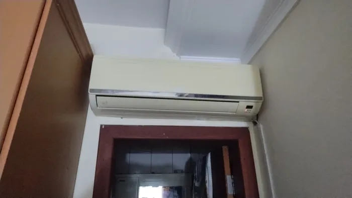 Vendo ar condicionado Philco 9000 BTUs quente e frio