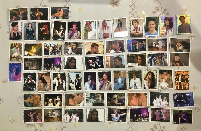 Lote com Figurinhas dos Albuns Rebeldes