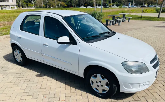 Chevrolet Celta Spirit/ LT 1.0 MPFI 8V Flexp. 5P 2013