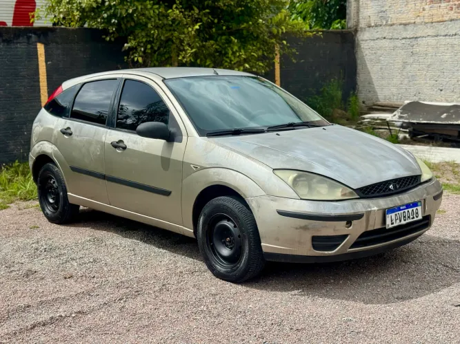 Ford Focus 1.6 S/se/se Plus Flex 8v/16v 5P 2004