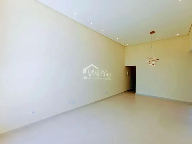 Casa para venda e locação no Bosque da Imperatriz em Pindamonhangaba/SP.