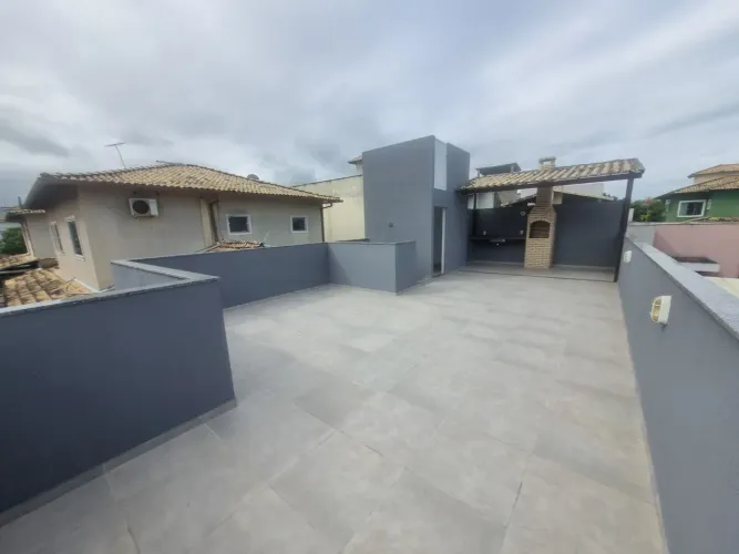 Casa linear independente a 200m da Rodovia no Jardim Bela Vista, terraço gourmet!