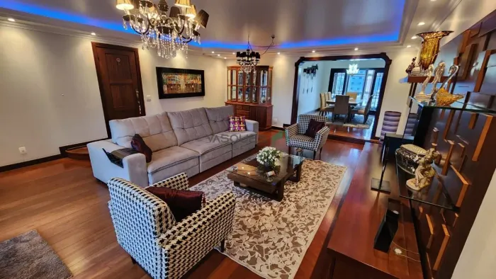 Apartamento à Venda em Várzea, Teresópolis - RJ