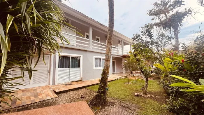 Casa com 5 quartos à venda ou para locação em Costa do sol - SP