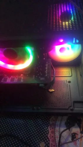 Gtx 550 ti 2g tem 5 meses de uso