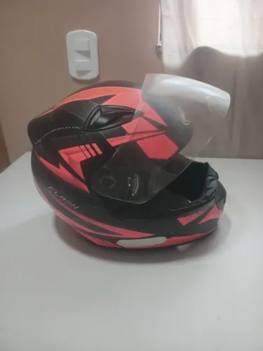 Vendo capacete