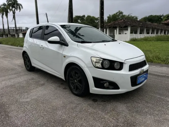 Chevrolet Sonic HB LT 1.6 16V Flexpower 5P Mec. 2013