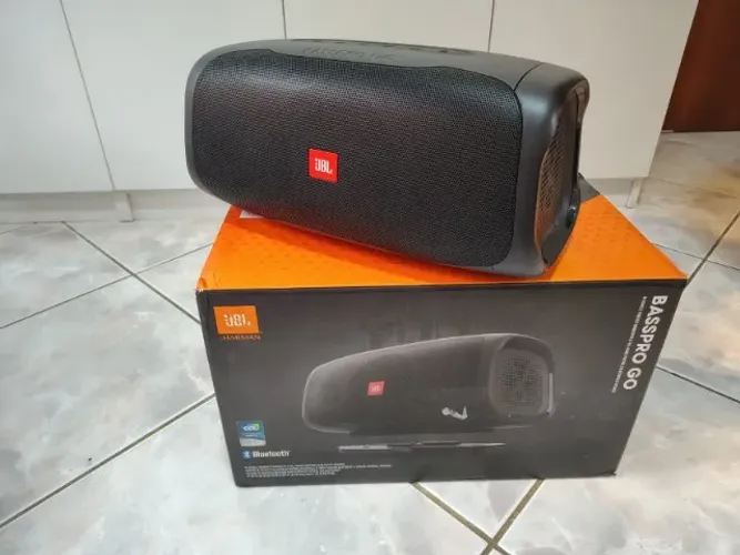 Caixa de som JBL Baspro Gol