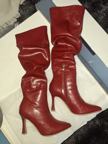 Bota Vinho Cano Alto Drapeada Salto Fino