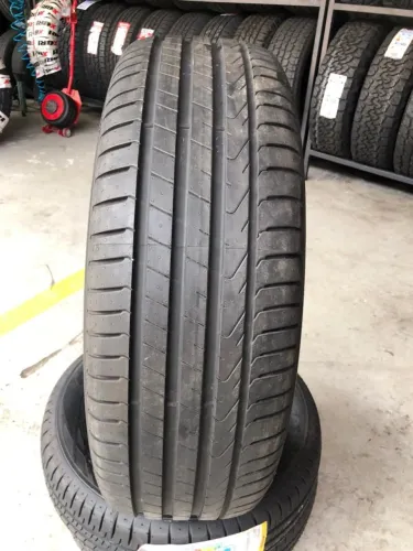 Pneu 235/65/R17 Pirelli Scorpion H/T original top de linha com alta durabilidade media.