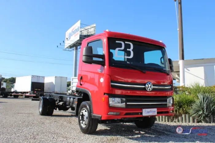 Vw 11-180 chassi com 70.000 km 