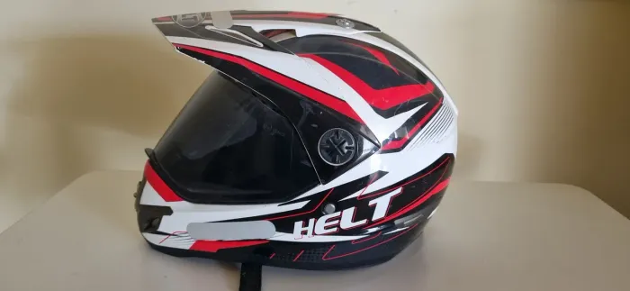 Capacete helt