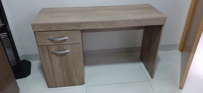 Mesa de estudos/escritório 