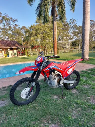 Honda crf 250f 2024 aceita troca