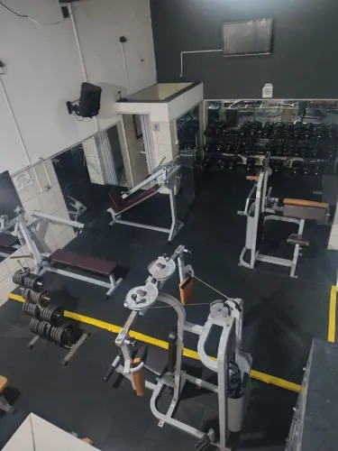 VENDA DE LOTE COMPLETO - EQUIPAMENTOS PROFISSIONAIS NAKAGYM