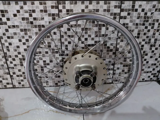 Roda traseira Honda 125 fan aro 18 original raiada