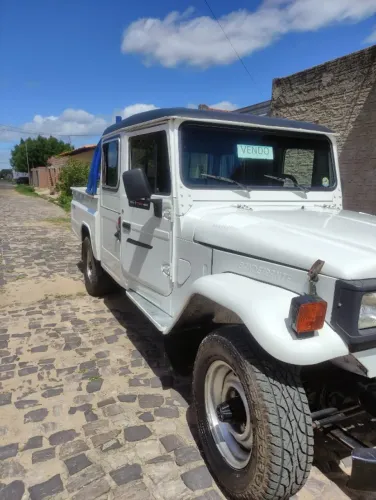 Toyota Bandeirante 1989