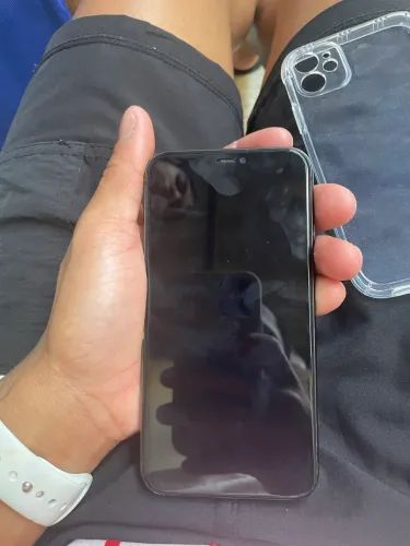 Vendo iPhone 11, em perfeito está!!!!