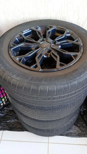 Rodas aro 15 com pneus