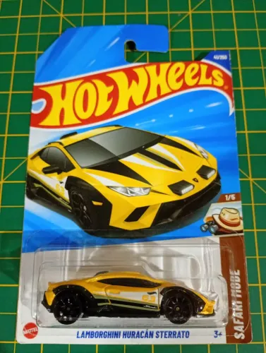 Hot Wheels - Lamborghini Huracan Sterrato (amarela)