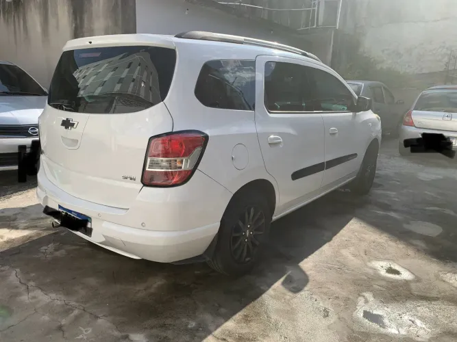 Chevrolet Spin Advantage 1.8 8V Econo.flex 5P Aut. 2014