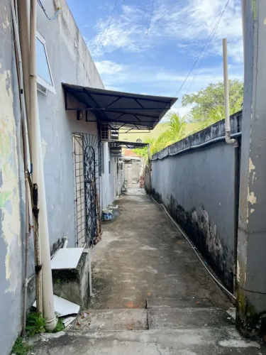 Casas com Apartamentos