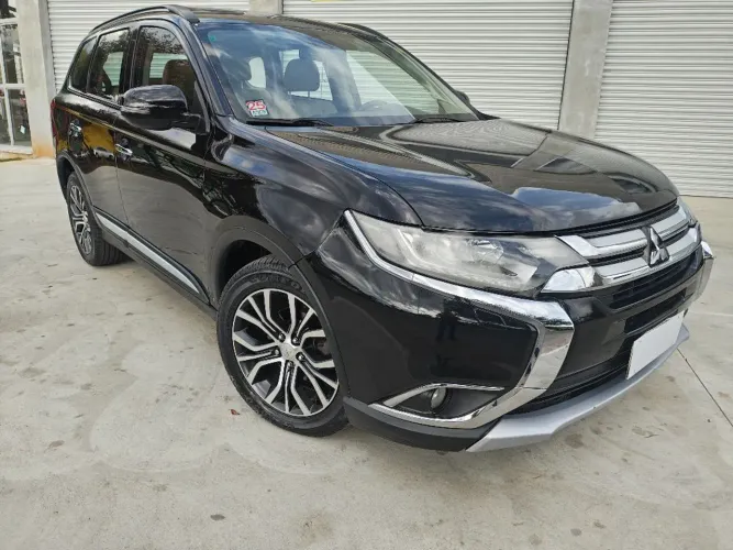 Mitsubishi Outlander 2.2 165cv Diesel Aut. 2016