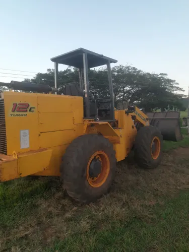 Vendo pa carregadeira new holland 12c 