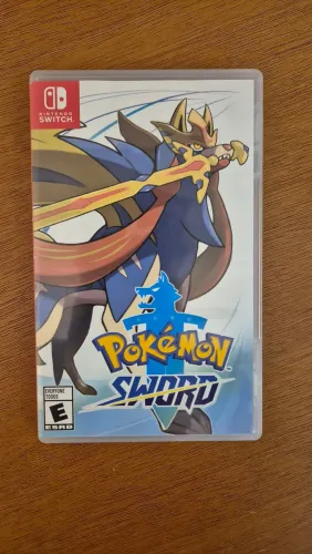POKÉMON SWORD USADO