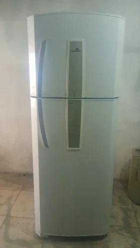 Geladeira Continental Frost Free 440L