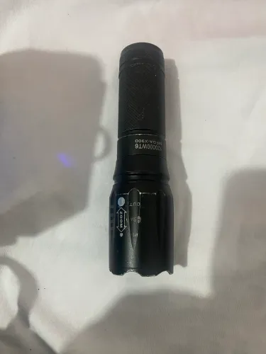 Lanterna x900 + Bateria usada
