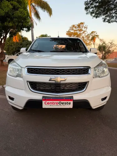 Chevrolet S10 Pick-up LT 2.8 TDI 4X4 CD Diesel AUT 2013