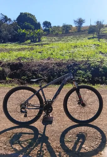 Bicicleta 29 Mtb Ksw 1x9v Freio Hidráulico Trava K7 11/40 Cor Grafite/preto
