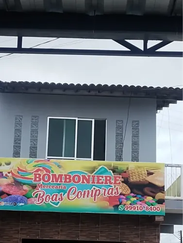 Alugo casa ótima localização 