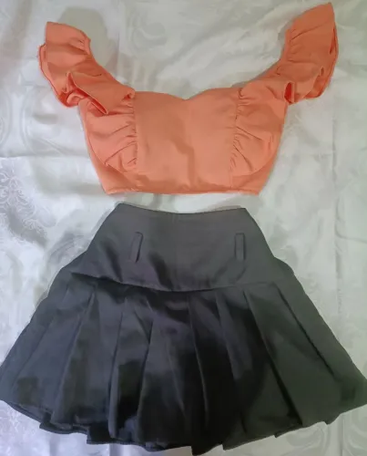 Roupas semi novas