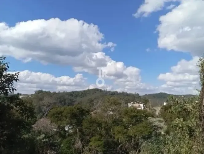Terreno à venda no Condomínio Capital Ville - Jundiaí/SP | 655 m² | aclive com vista e rua