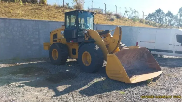 PÁ CARREG COM PNEU CAT 938 15T