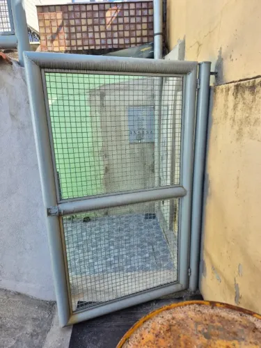 Portão de ferro