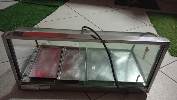 Estufas de Salgados vidro curvo Inox - Ideal para bares e lanchonetes 