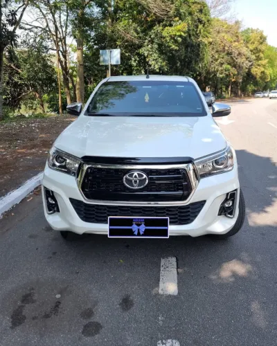 Toyota Hilux CD SRX 4X4 2.8 TDI 16V Diesel Aut. 2019